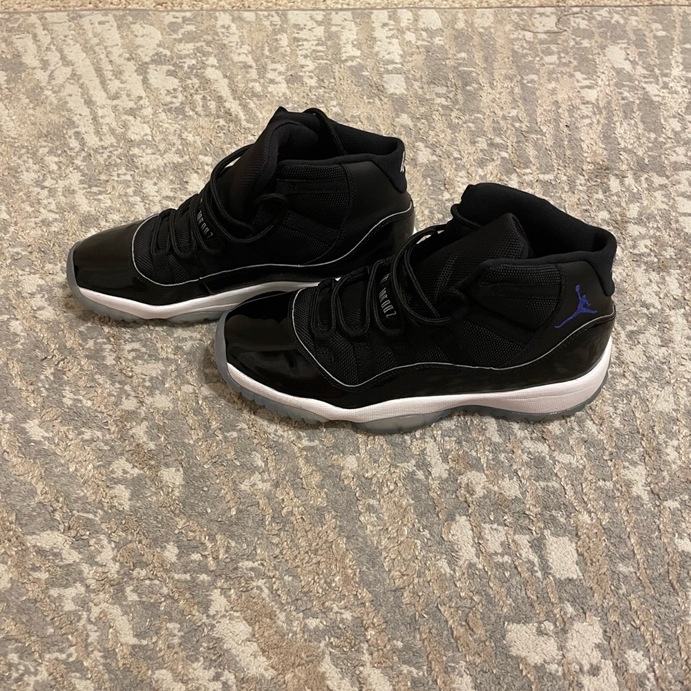 Jordan 11 space jams
